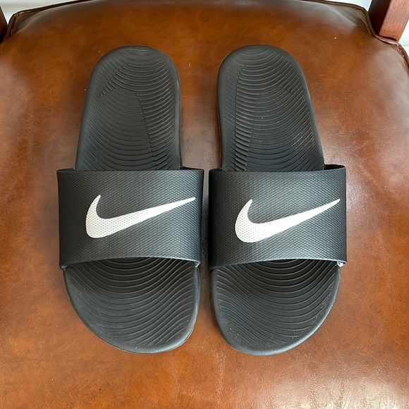Nike Other - Nike Men's 9 Slide NWOT (QU071)